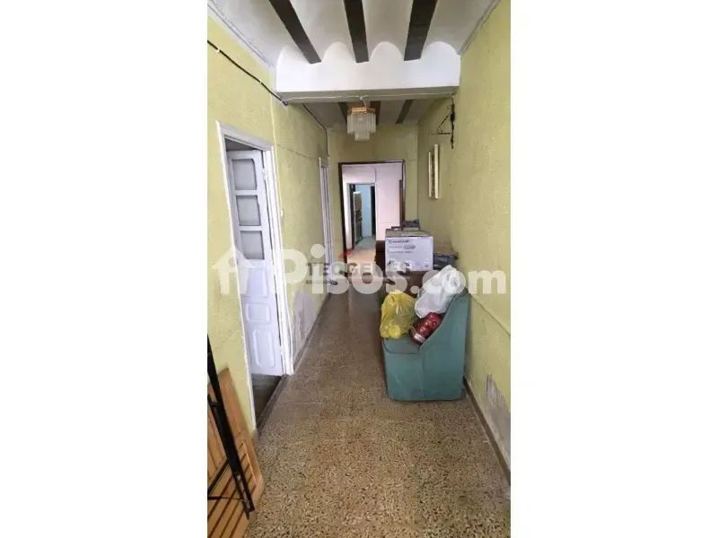 Entrée - Traditional Chalet with Patio in Central Location