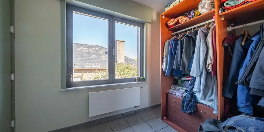 Pièces - Maison avec vue sur champs à Betekom