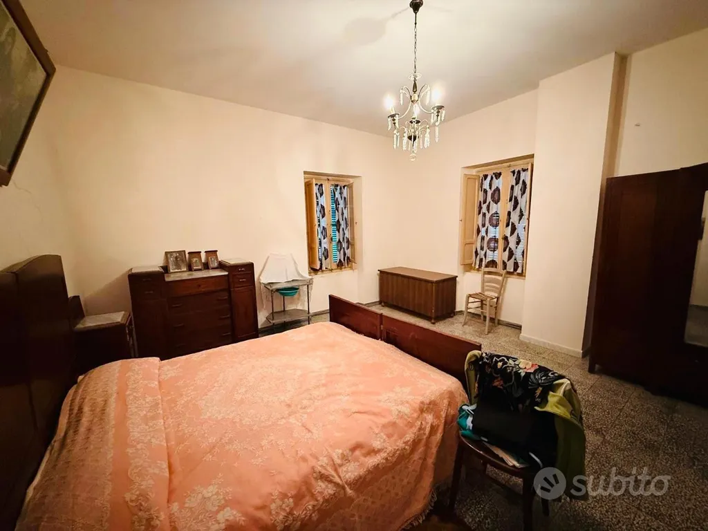 Magamistoad - Villa with Perimeter Garden in Moscufo