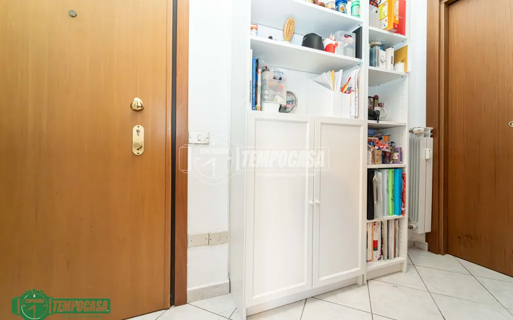 Recibidor - Bright 2-Bedroom Apartment with Balcony in Milan