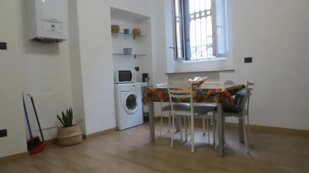 Söögituba - Rustic-Style Flat with Garden in Monza