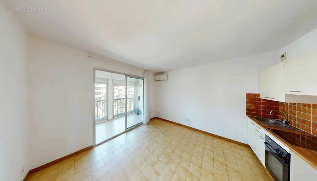 Köök - Studio with Sea View in Saint-Aygulf