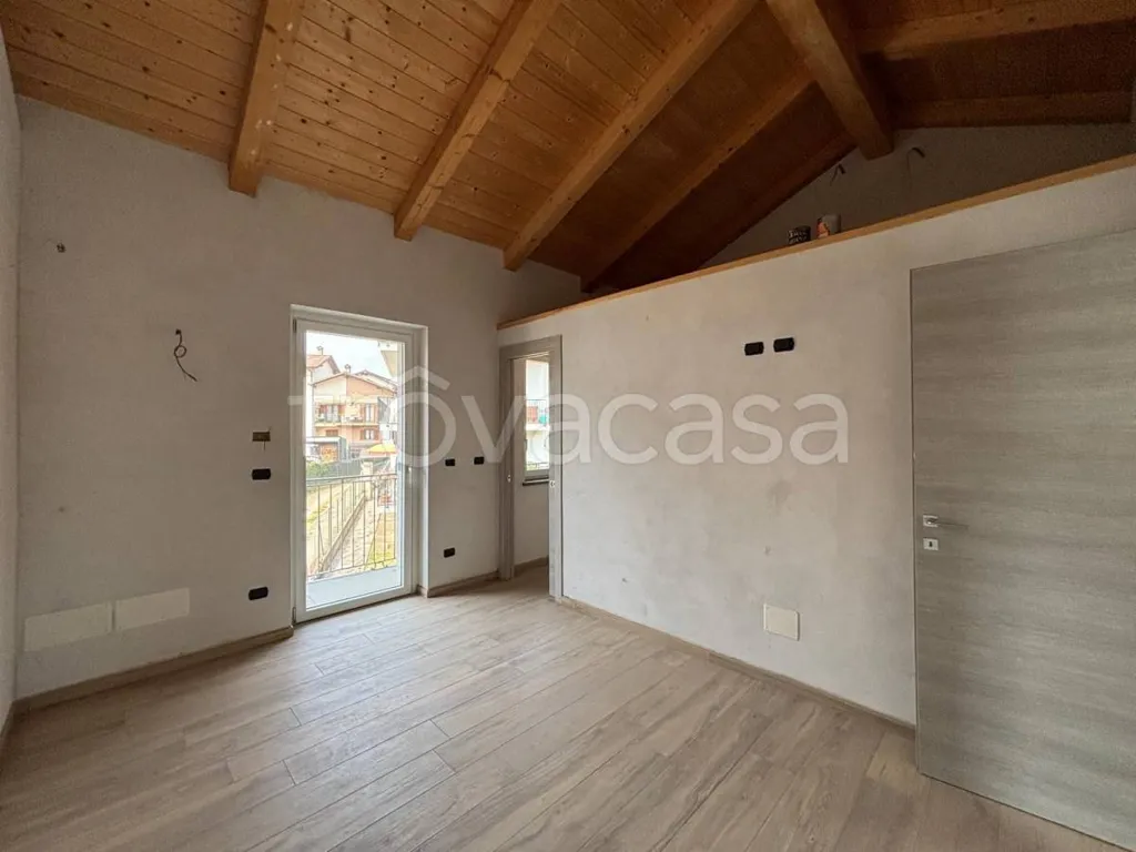 Pièces - Rustic Villa with Terraces in Savigliano