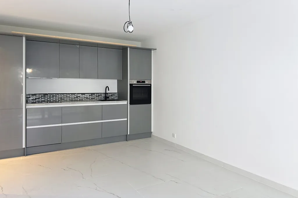 Köök - Renovated Apartment with Terrace in Cannes