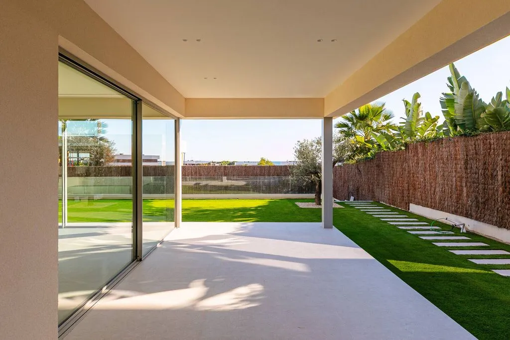 Terrasse - Luxury Detached House with Rooftop Terrace in Sitges