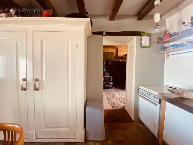 Cuisine - Fermette avec deux logements et jardin à Laféline