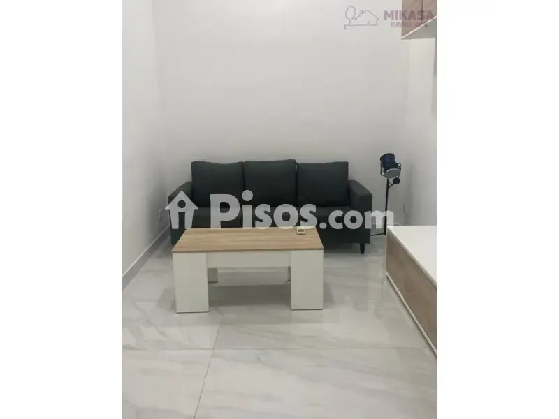 Elutuba - Ample Garden Flat in Móstoles