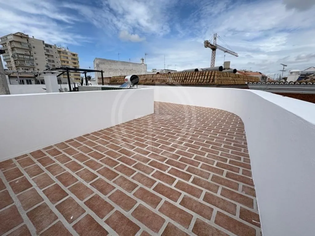 Terrasse - 3-Bedroom Semidetached House in Faro Centre