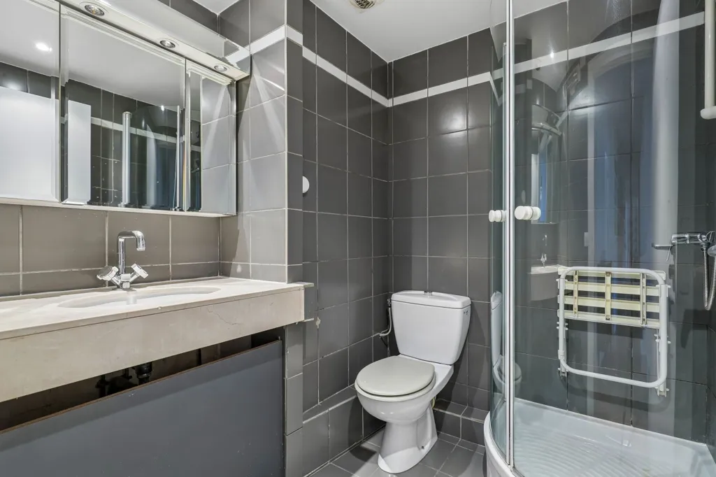 Salles de bain - Appartement de Charme avec Ascenseur sur Boulevard Malesherbes