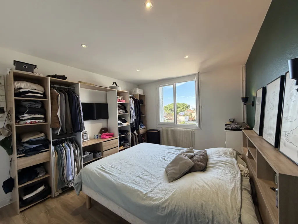 Magamistoad - Bright Flat with Balcony in Town Centre
