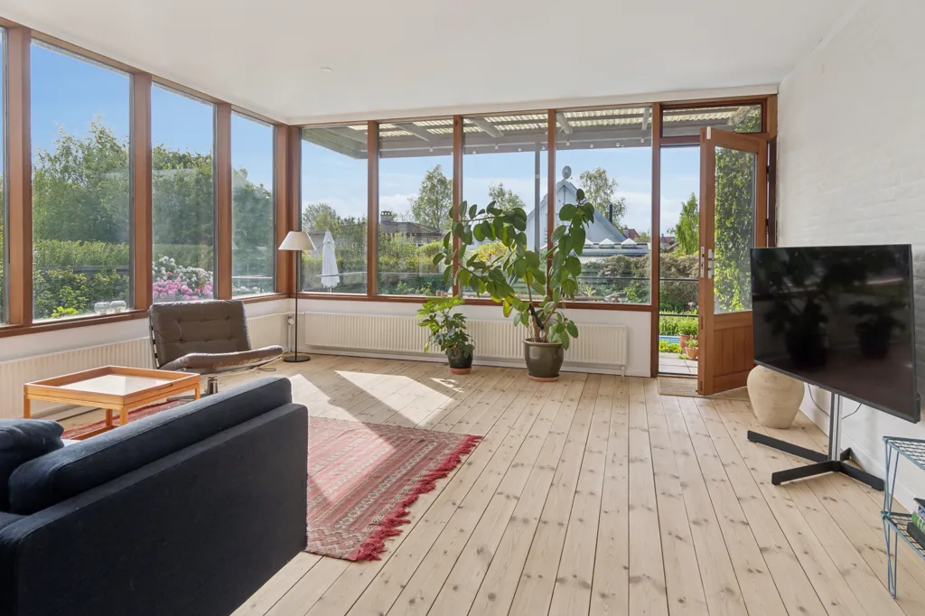 Séjour - Villa with Pool in Valby