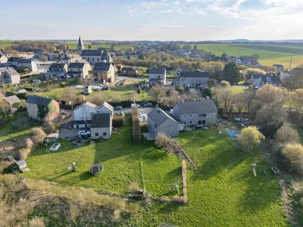 Õhuvaade - 3-Bedroom House with Terrace in Anhée