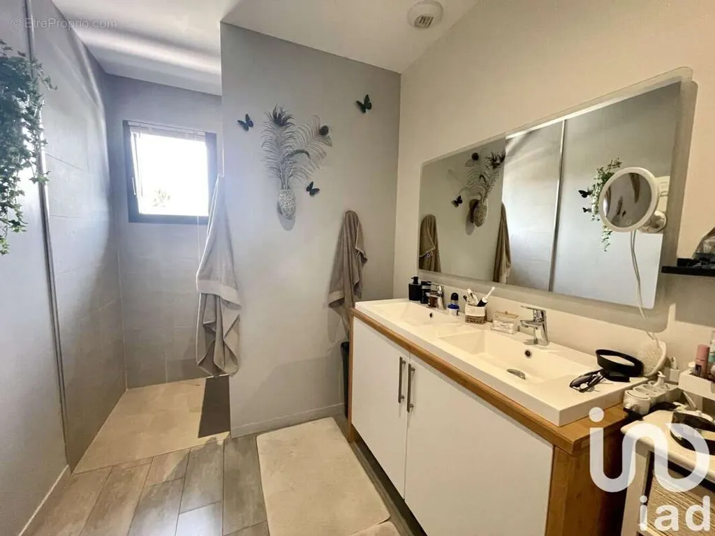 Vannitoad - Contemporary House with Pool in Belin-Beliet