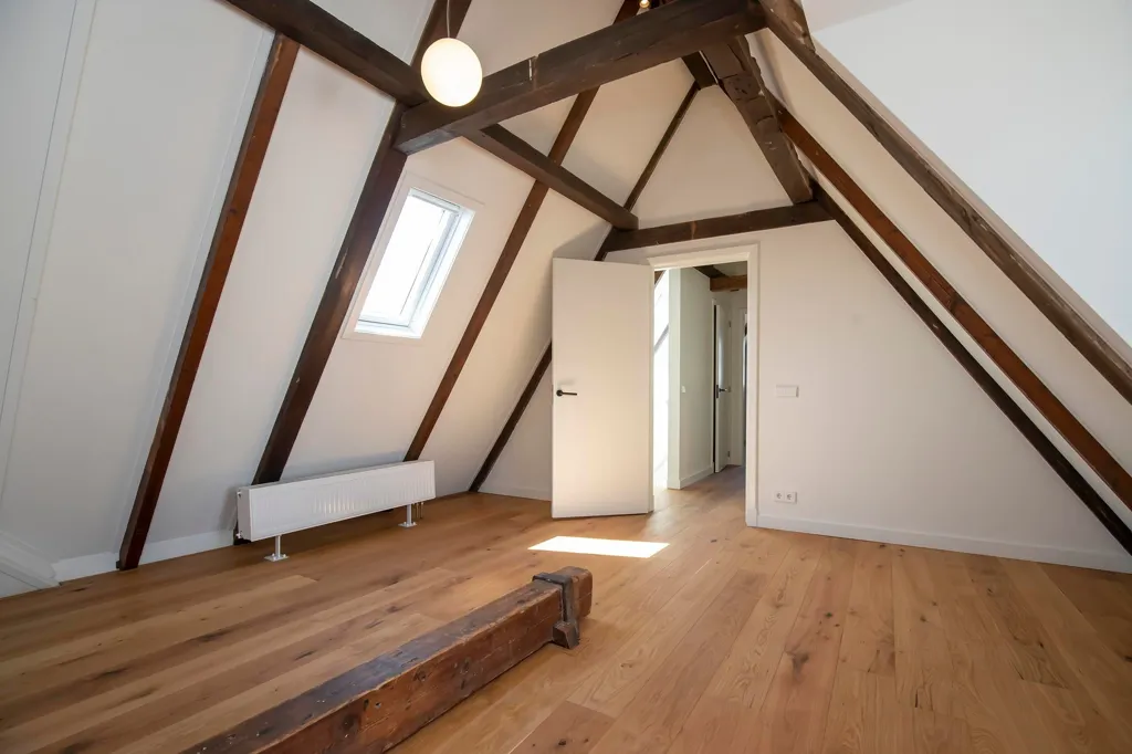 Toad - Renovated Duplex with Singel View in Amsterdam