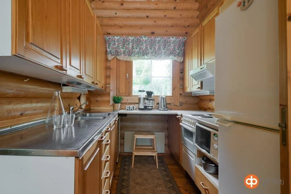 Cuisine - Cottage with Private Beach in Päijänne Area