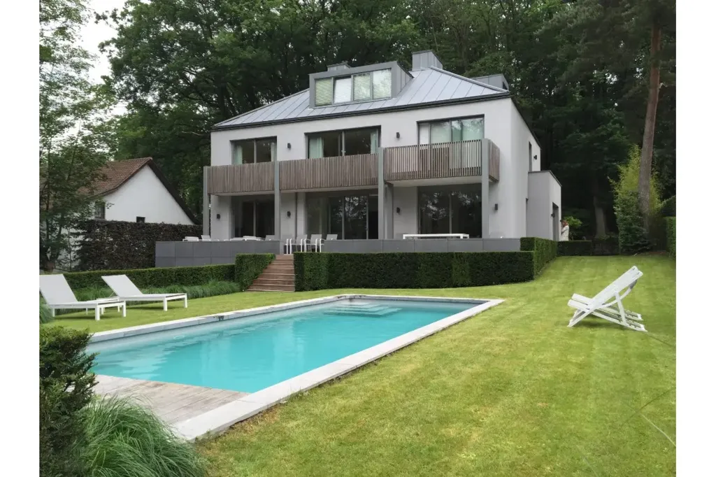 Pool - Contemporary Villa with Pool in Uccle
