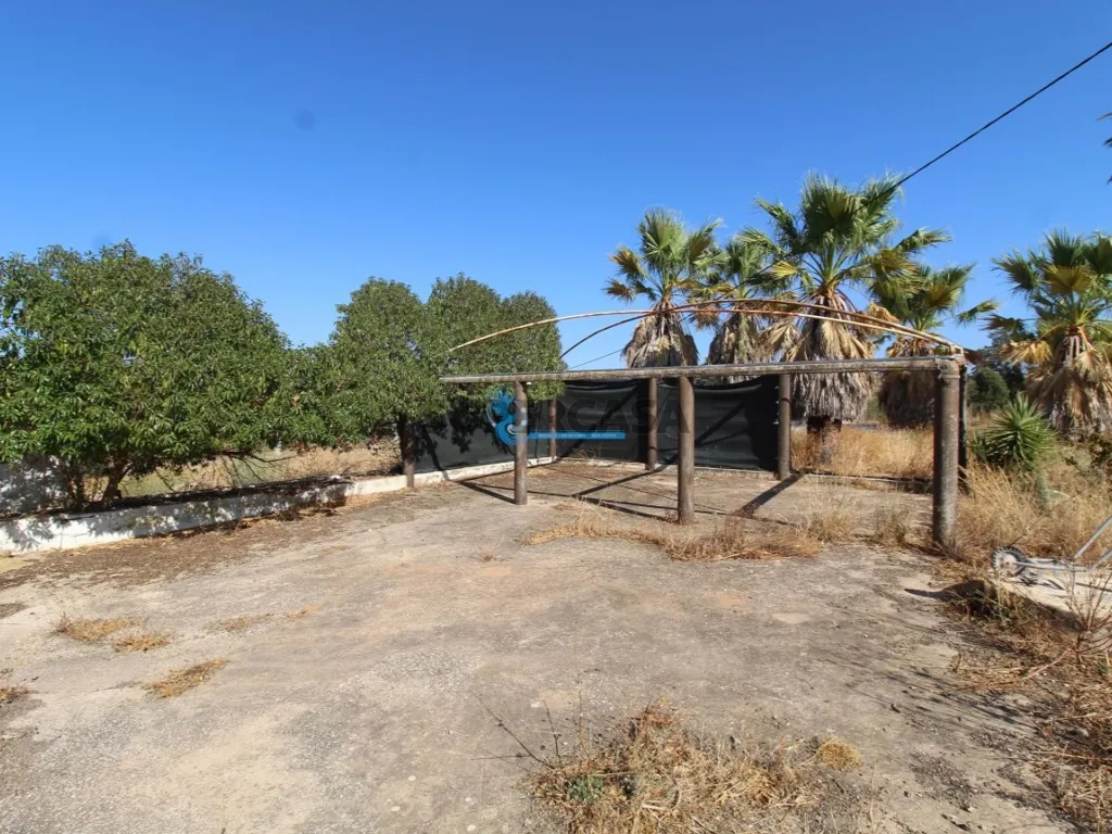 Aed - Algarvian Villa with Golf Course Proximity in Silves