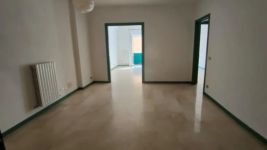 Appartement 3 pièces à IT