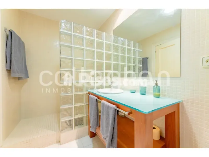 Vannitoad - Apartment with Balcony in Aragón, Valencia