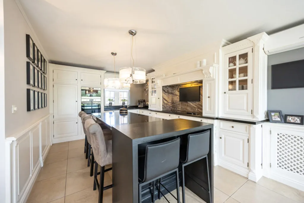 Cucina - Villa with Swimming Pool in Poppel