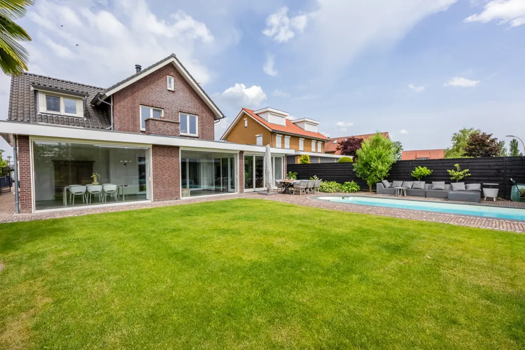 Piscina - Luxury Villa with Pool at Beuningse Plas, Beuningen