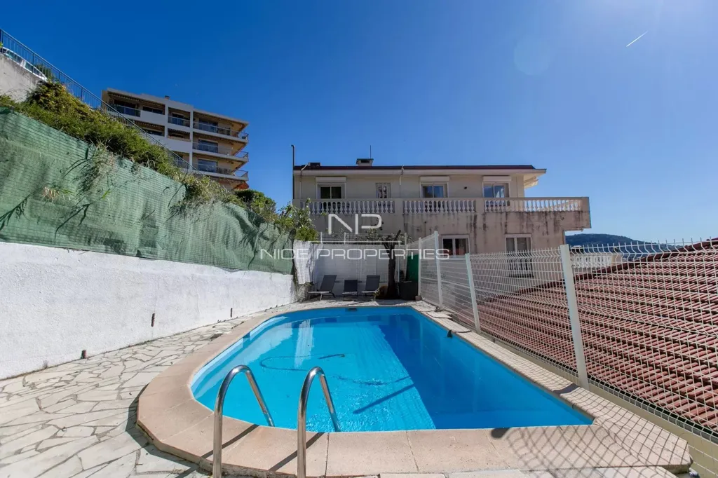 Piscine - Maison de Luxe avec Piscine à Nice, Centre-Ville
