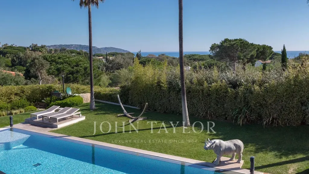 pool_area