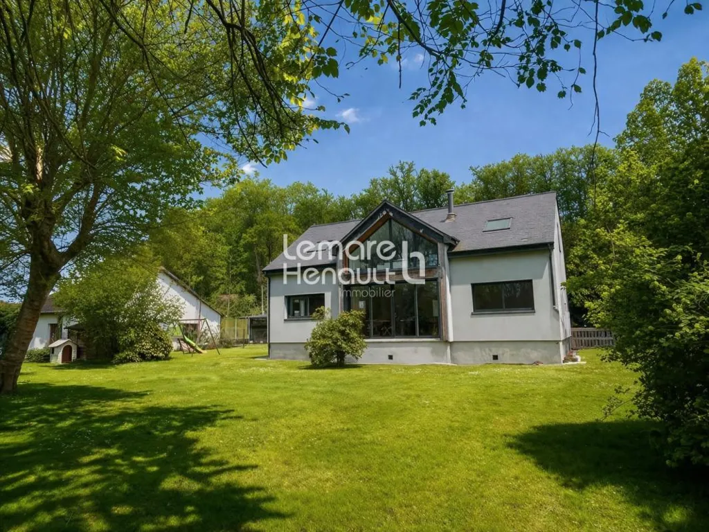 Välivaade - Contemporary House with Riverfront in 3500 m² Park
