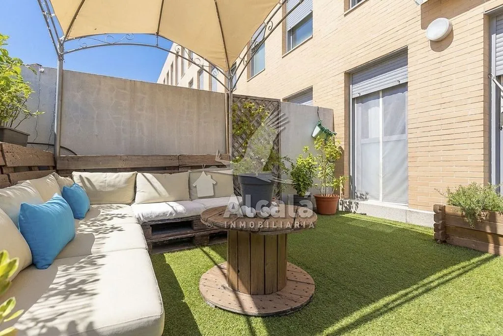 Terrasse - 1-Bed Flat with Pool in Los Hueros