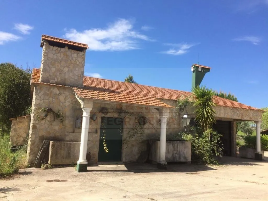 Välivaade - Luxury Farmhouse with Pool near Santarém