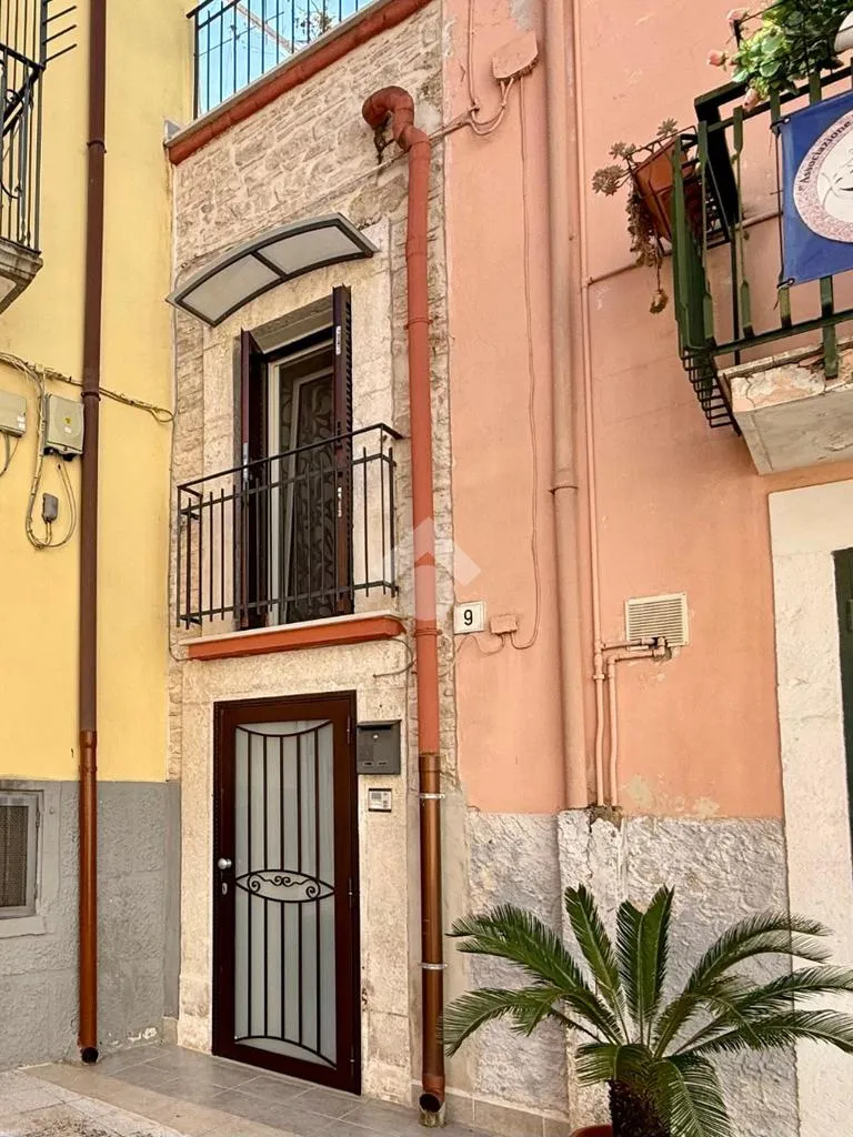 Välivaade - Characterful 3-Bedroom in Bitonto's Historic Centre