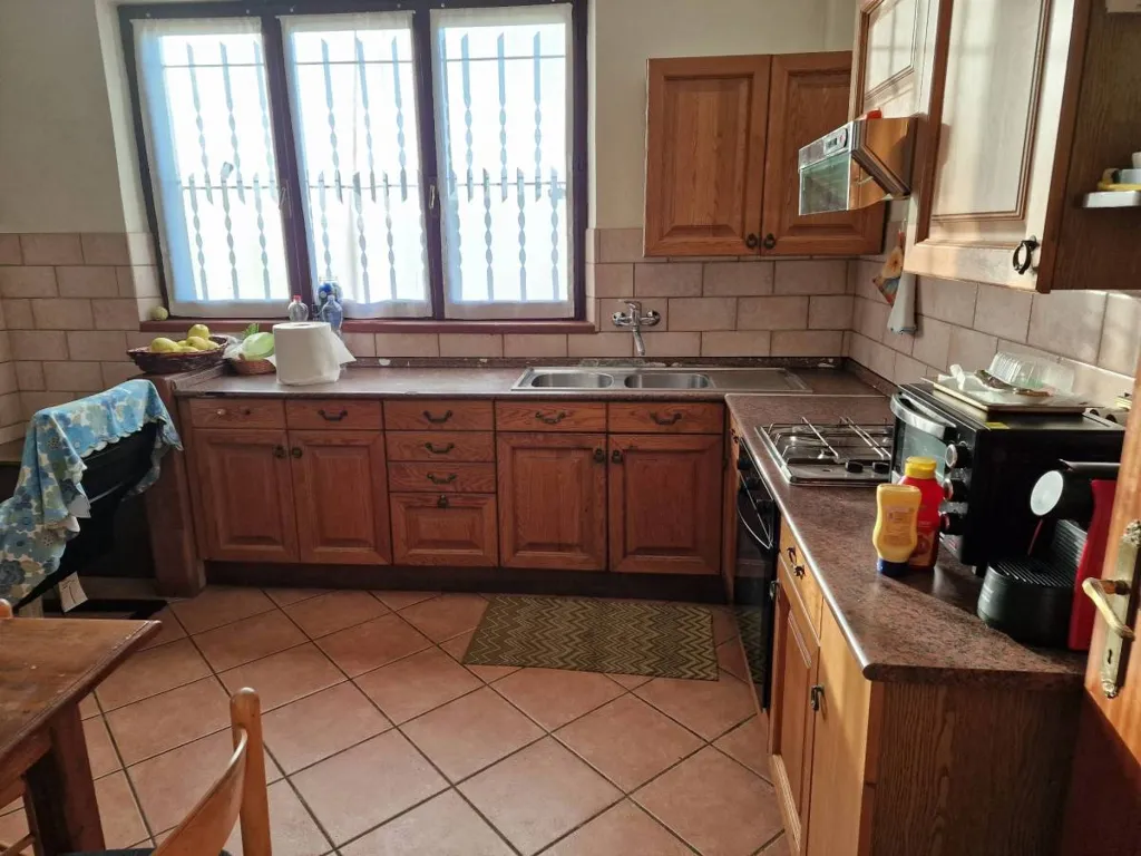 Cuisine - Villa with Lake View in Magione