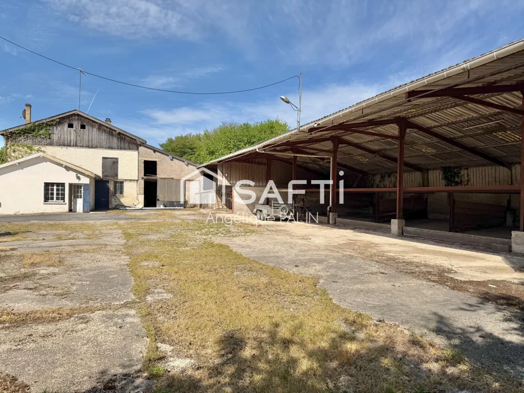 Giardino - Charming Farmhouse with Extensive Land in Argonne