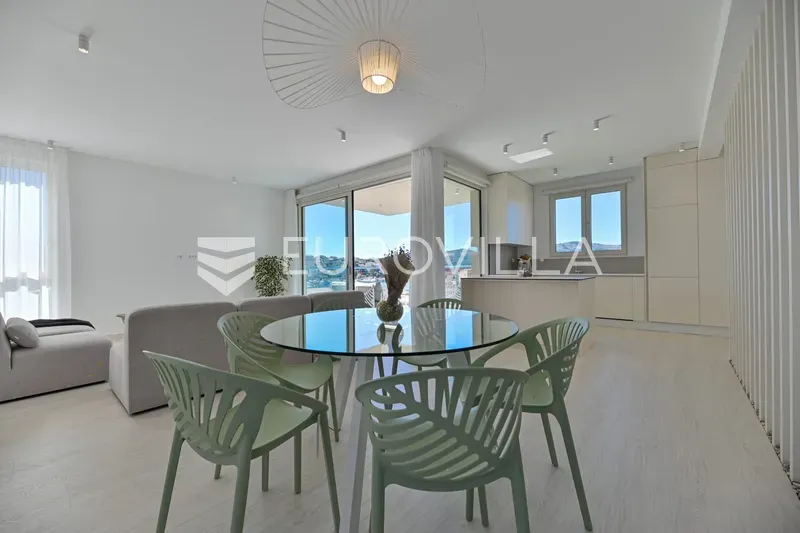 Salle à manger - Modern Semi-Detached House with Pool near Trogir