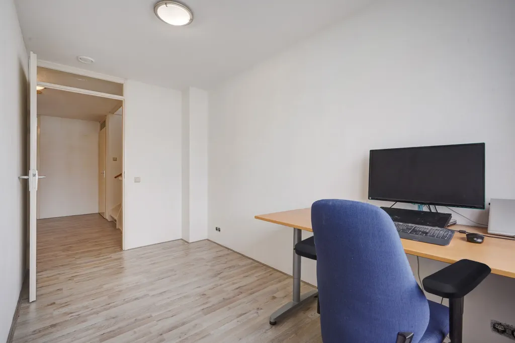 Office - Maisonette with Terrace in Transvaalkwartier