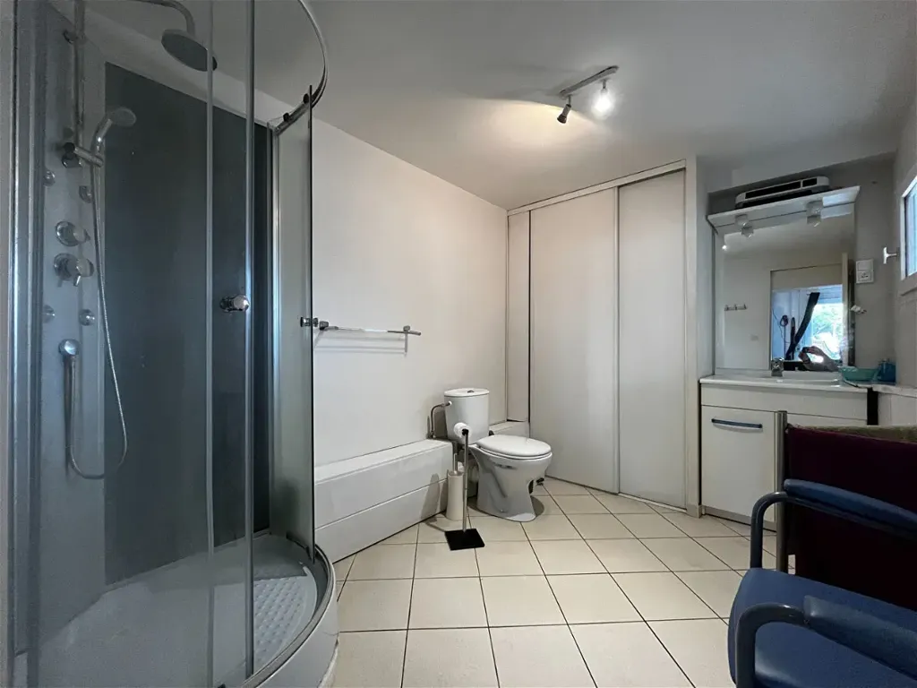Maison 6 pièces à Lencloitre