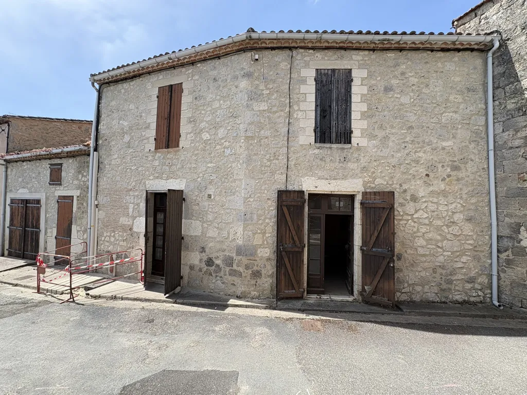 Exterior - Charming Stone House in Montgaillard
