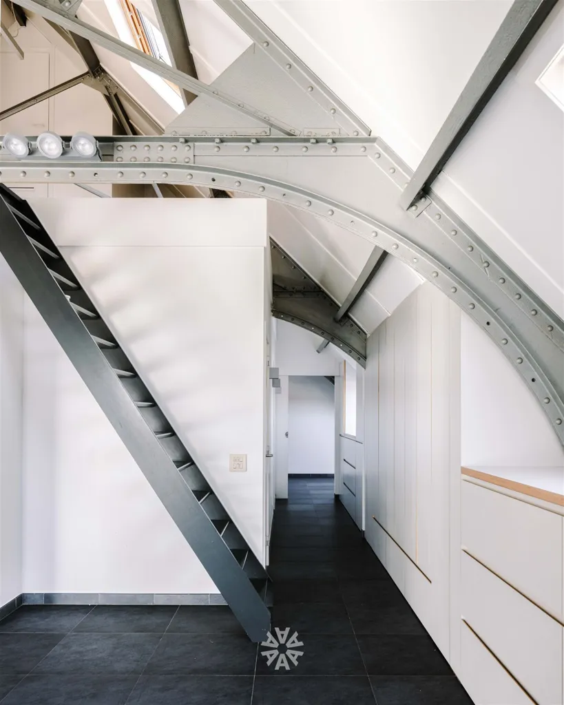 Pièces - Loft Industriel avec Terrasse à Ledeberg
