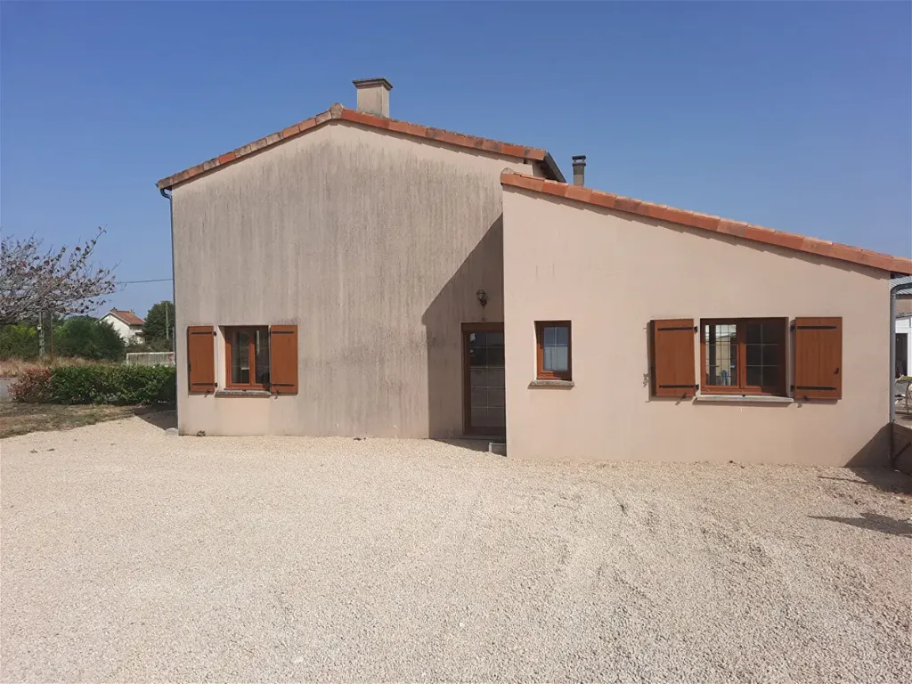 Maison 7 pièces à Antigny