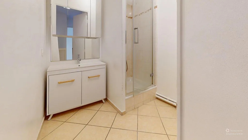 Bagni - Flat with Large Terrace in Drancy Centre