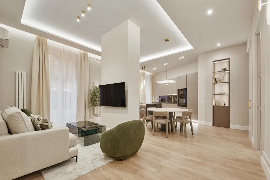 Elutuba - Transforming Flat with Balconies in Madrid