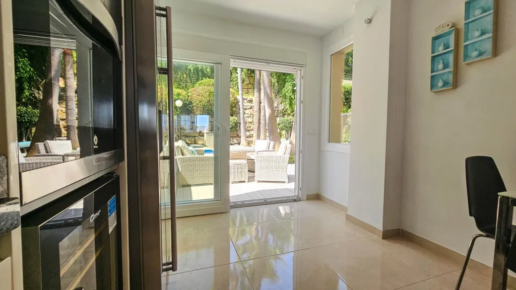 Cuisine - Refurbished Semi-Detached with Pool in La Duquesa