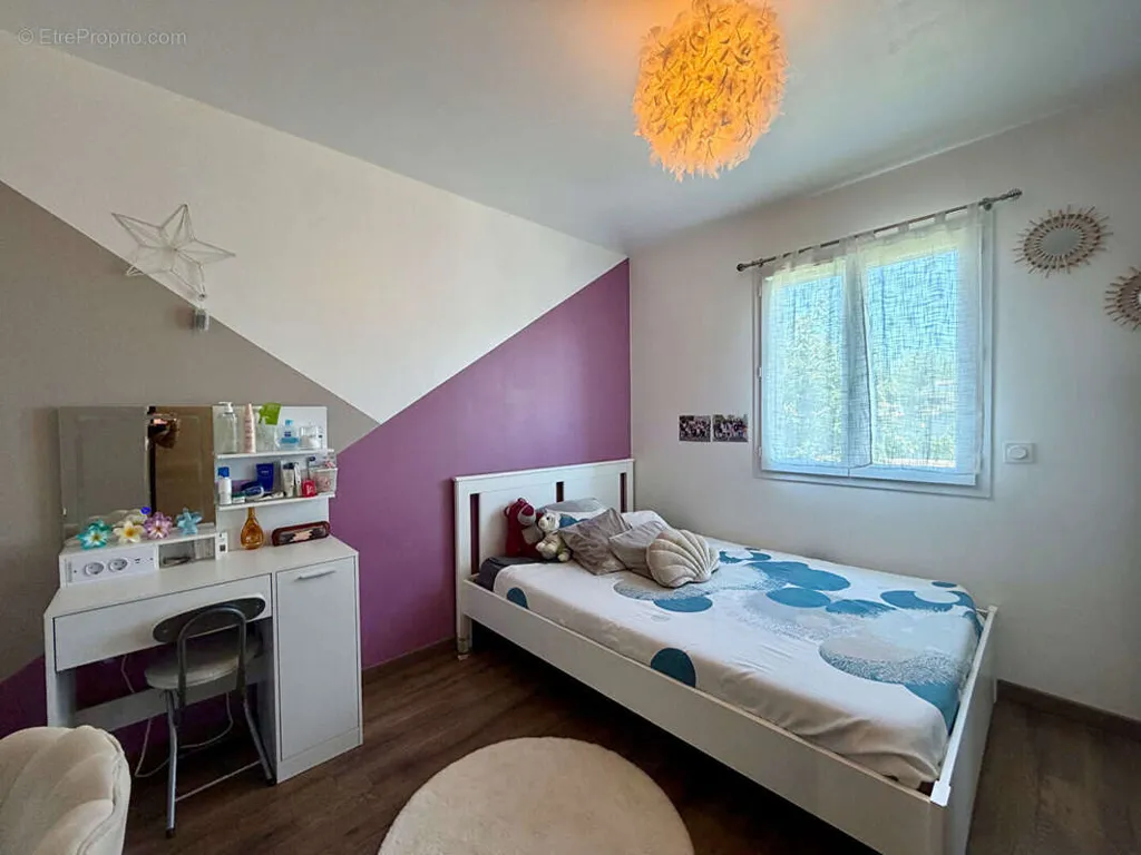 Chambres - Maison Moderne avec Terrasse à Libourne