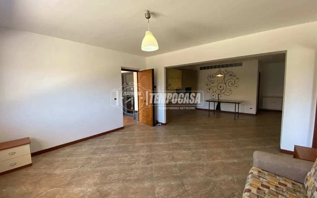 Séjour - Ground Floor Apartment with Private Parking in Messina