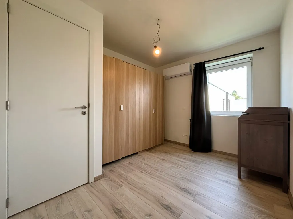 Bedrooms - Modern Open-Plan House with Garden in Berlare
