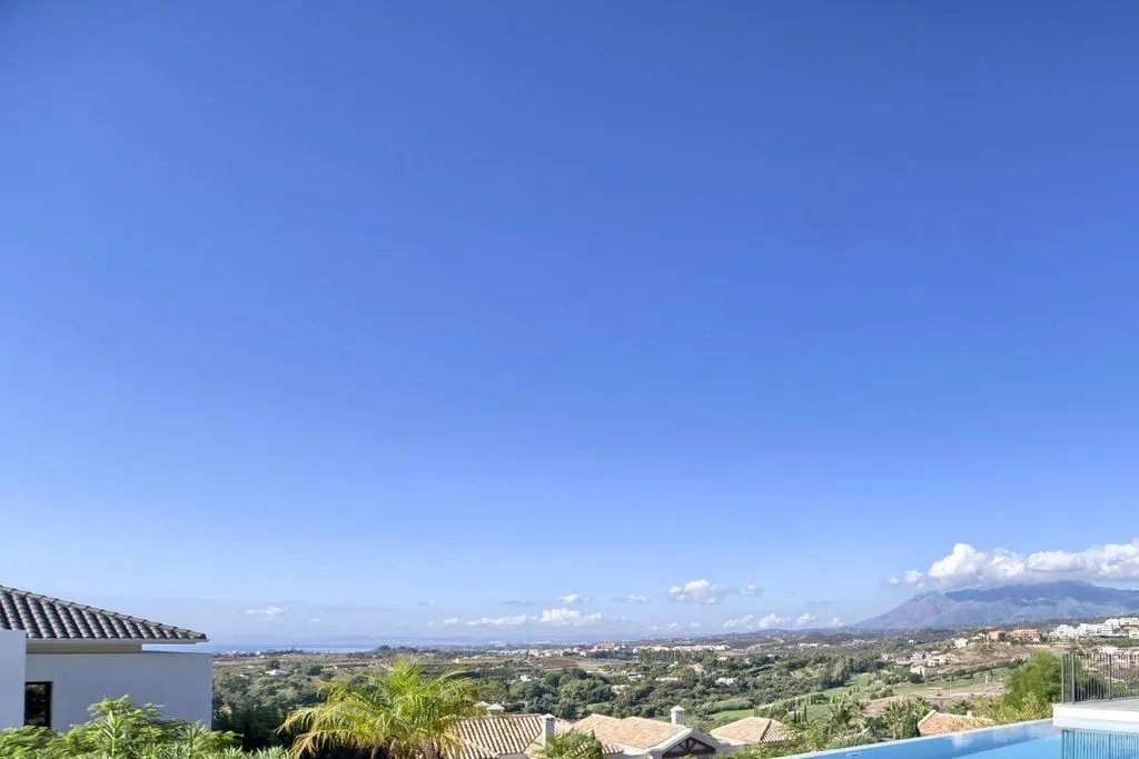Piscine - Luxury Villa with Private Pool in Benahavís