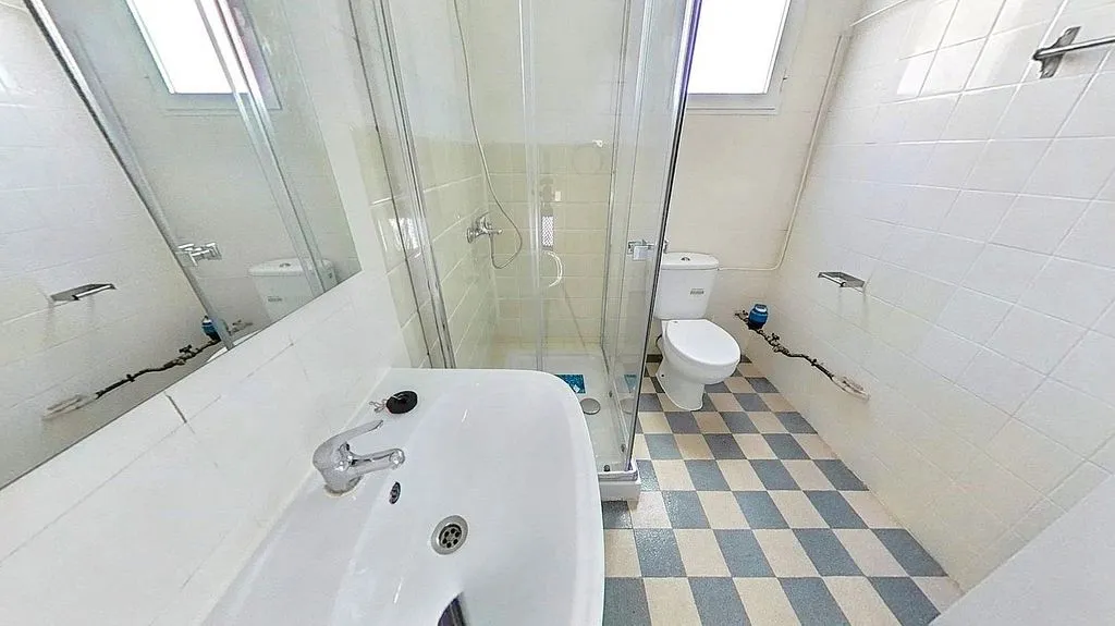 Salles de bain - 3-Bedroom Apartment with Sea Access in Valencia