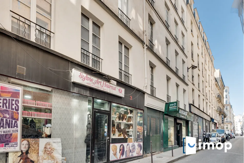 Extérieur - 2 Pièces Rue Blondel avec Ascenseur à Paris