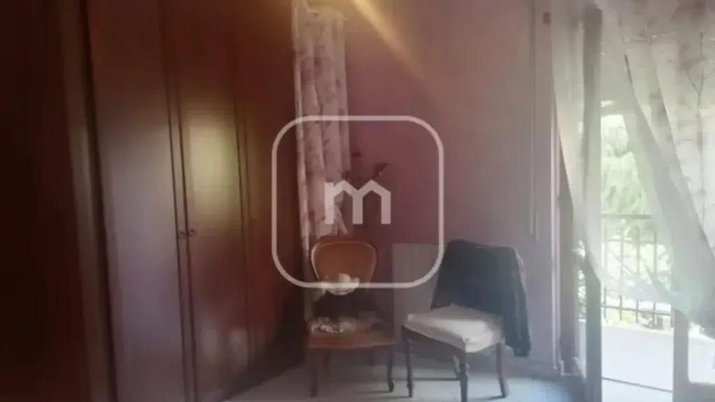 Chambres - Rearranged Apartment with Garden in Colonna