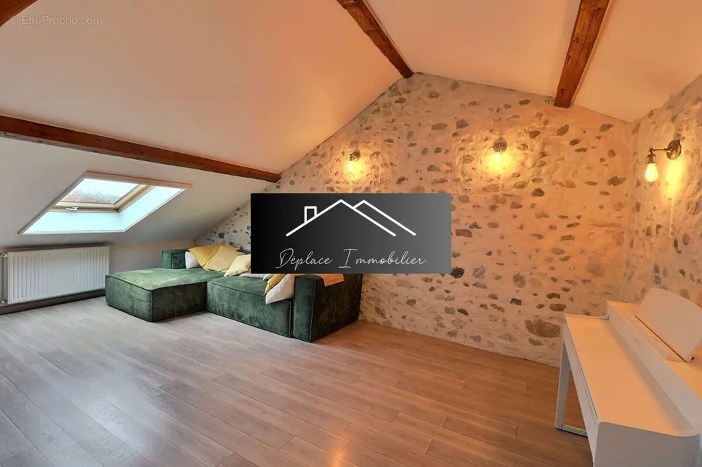 Appartement 4 pièces à Prevessin-Moens